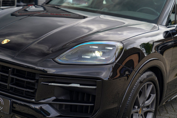 Porsche Cayenne 3.0 E-Hybrid | NIEUW MODEL | BTW | BOSE | Trekhaak | Panorama | Sport uitlaat | Camera | Matrix | Luchtvering |