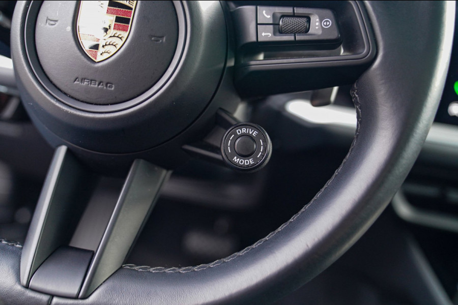 Porsche Cayenne 3.0 E-Hybrid | NIEUW MODEL | BTW | BOSE | Trekhaak | Panorama | Sport uitlaat | Camera | Matrix | Luchtvering |
