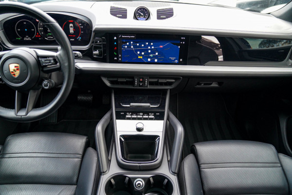 Porsche Cayenne 3.0 E-Hybrid | NIEUW MODEL | BTW | BOSE | Trekhaak | Panorama | Sport uitlaat | Camera | Matrix | Luchtvering |