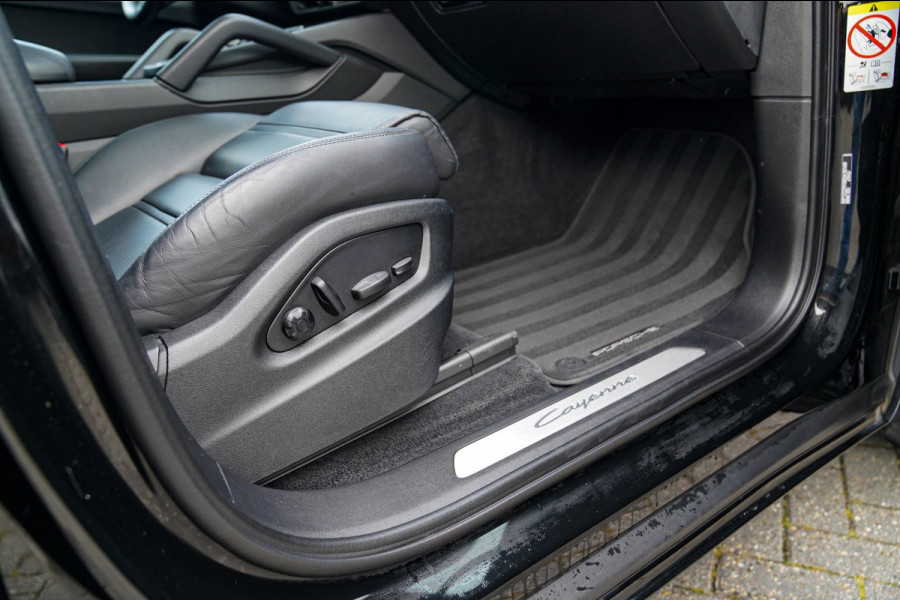 Porsche Cayenne 3.0 E-Hybrid | NIEUW MODEL | BTW | BOSE | Trekhaak | Panorama | Sport uitlaat | Camera | Matrix | Luchtvering |