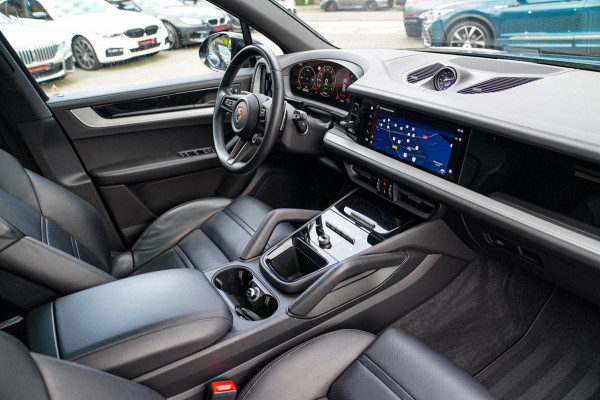 Porsche Cayenne 3.0 E-Hybrid | NIEUW MODEL | BTW | BOSE | Trekhaak | Panorama | Sport uitlaat | Camera | Matrix | Luchtvering |