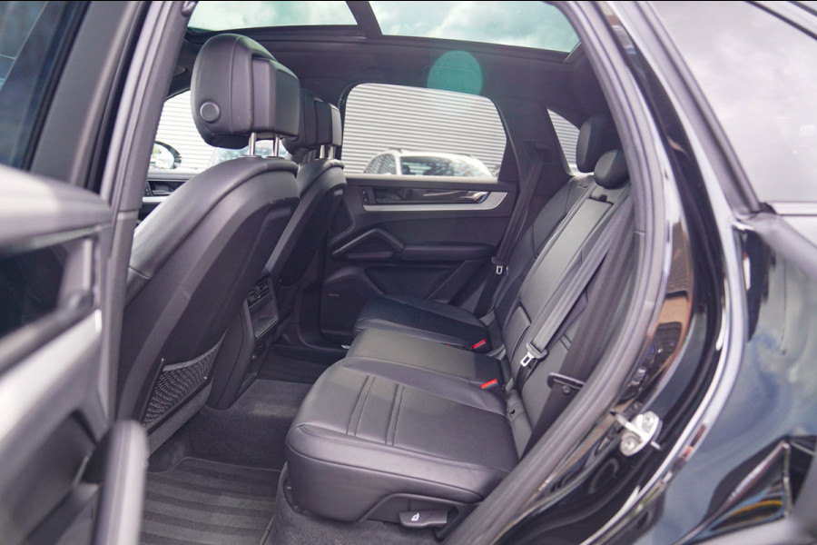 Porsche Cayenne 3.0 E-Hybrid | NIEUW MODEL | BTW | BOSE | Trekhaak | Panorama | Sport uitlaat | Camera | Matrix | Luchtvering |
