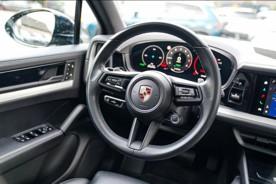 Porsche Cayenne 3.0 E-Hybrid | NIEUW MODEL | BTW | BOSE | Trekhaak | Panorama | Sport uitlaat | Camera | Matrix | Luchtvering |