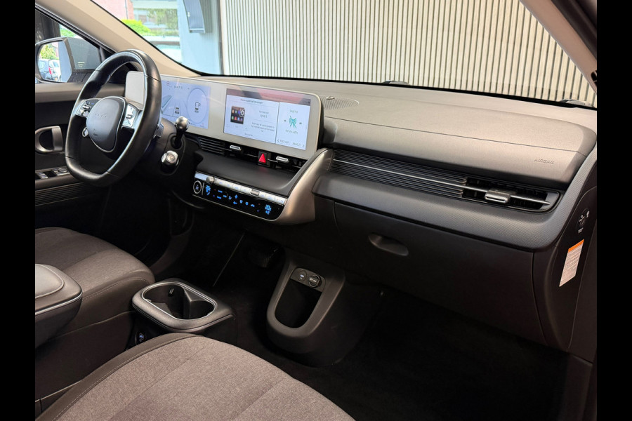 Hyundai IONIQ 5 Connect 77.4 kWh AUT. NAVIGATIE APPLE CARPLAY XENON CAMERA VIRTUAL COCKPIT PDC KEYLESS-GO USB LANE ASSIST