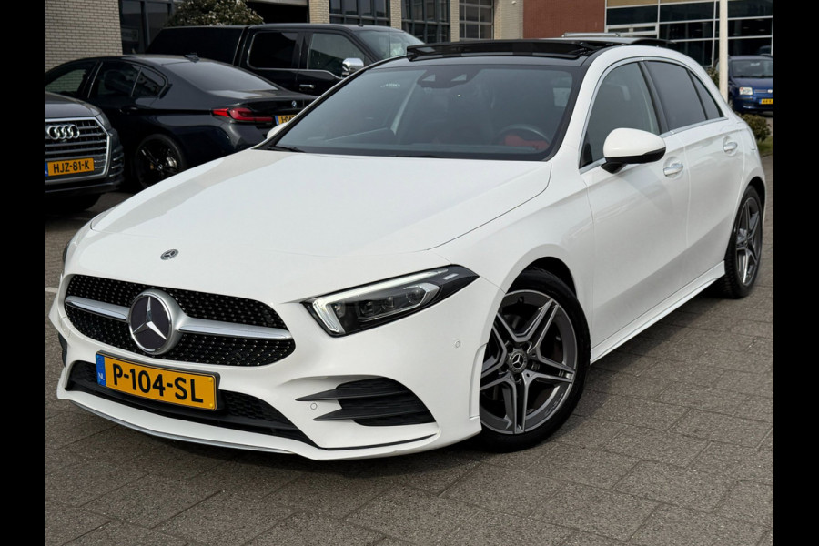 Mercedes-Benz A-Klasse 200 Premium AMG PAKKET l SFEERVERL. l PANO l TREKHAAK