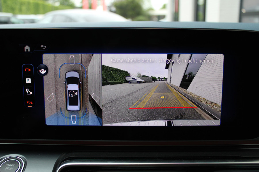 Mercedes-Benz Eqv 300 L2 / AMG / Luchtvering / Dubbele Cabine / Black Edition / 360 Camera / Vol Opties / NIEUWSTAAT