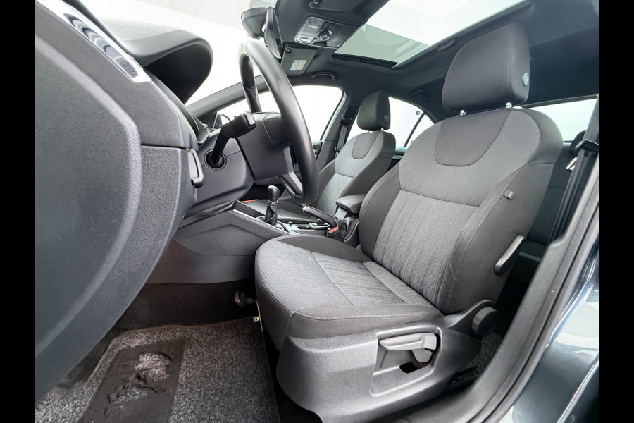 Škoda Octavia 1.5TSI 150PK Trekhaak Panoramadak Navi Ecc Apple Carplay Android Auto Greentech Business Edition Plus Stoelverwarming Cruise Control Isofix Lmv DAB 1e Eigenaar Origineel Nederlandse Auto