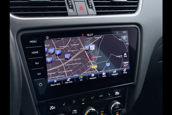 Škoda Octavia 1.5TSI 150PK Trekhaak Panoramadak Navi Ecc Apple Carplay Android Auto Greentech Business Edition Plus Stoelverwarming Cruise Control Isofix Lmv DAB 1e Eigenaar Origineel Nederlandse Auto