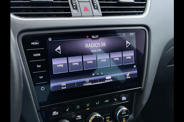 Škoda Octavia 1.5TSI 150PK Trekhaak Panoramadak Navi Ecc Apple Carplay Android Auto Greentech Business Edition Plus Stoelverwarming Cruise Control Isofix Lmv DAB 1e Eigenaar Origineel Nederlandse Auto