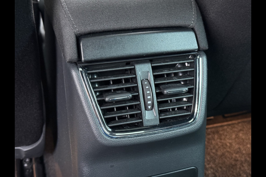 Škoda Octavia 1.5TSI 150PK Trekhaak Panoramadak Navi Ecc Apple Carplay Android Auto Greentech Business Edition Plus Stoelverwarming Cruise Control Isofix Lmv DAB 1e Eigenaar Origineel Nederlandse Auto