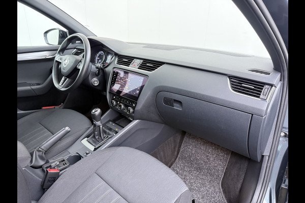 Škoda Octavia 1.5TSI 150PK Trekhaak Panoramadak Navi Ecc Apple Carplay Android Auto Greentech Business Edition Plus Stoelverwarming Cruise Control Isofix Lmv DAB 1e Eigenaar Origineel Nederlandse Auto