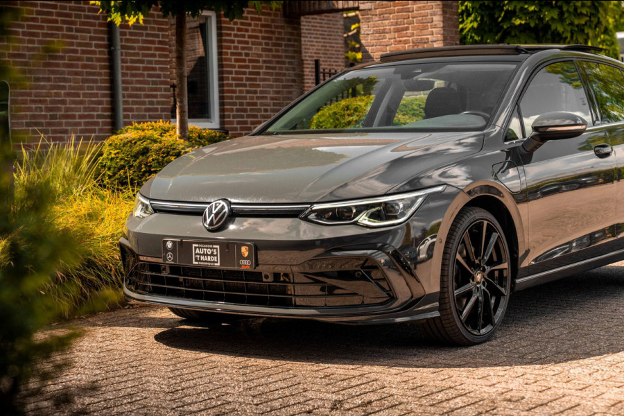 Volkswagen Golf 1.4 eHybrid 204 PK 1e Eig R-Line Pano Massage Adaptive 19''