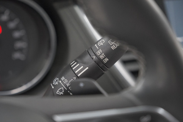Opel Grandland X 1.6 Turbo Hybrid Business Edition | Trekhaak | Navigatie | Parkeersensoren | Apple Carplay | Climate Control