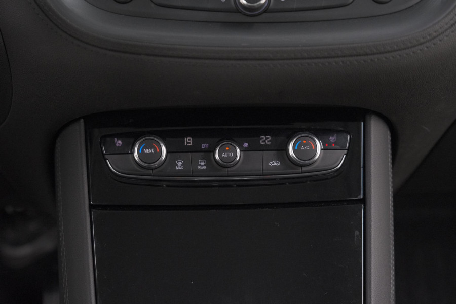 Opel Grandland X 1.6 Turbo Hybrid Business Edition | Trekhaak | Navigatie | Parkeersensoren | Apple Carplay | Climate Control