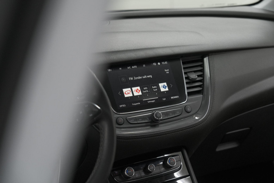 Opel Grandland X 1.6 Turbo Hybrid Business Edition | Trekhaak | Navigatie | Parkeersensoren | Apple Carplay | Climate Control