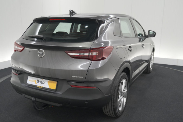 Opel Grandland X 1.6 Turbo Hybrid Business Edition | Trekhaak | Navigatie | Parkeersensoren | Apple Carplay | Climate Control