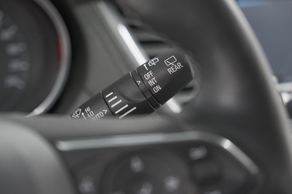 Opel Grandland X 130 Turbo AT8 Business Elegance | Trekhaak | Elektrische Kofferklep | Camera | Apple Carplay