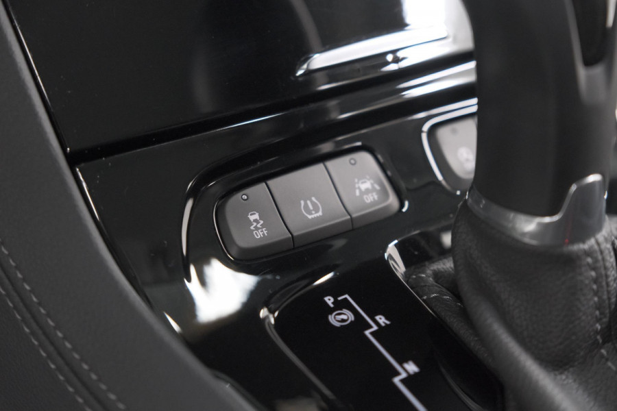 Opel Grandland X 130 Turbo AT8 Business Elegance | Trekhaak | Elektrische Kofferklep | Camera | Apple Carplay