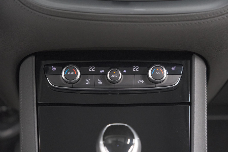 Opel Grandland X 130 Turbo AT8 Business Elegance | Trekhaak | Elektrische Kofferklep | Camera | Apple Carplay