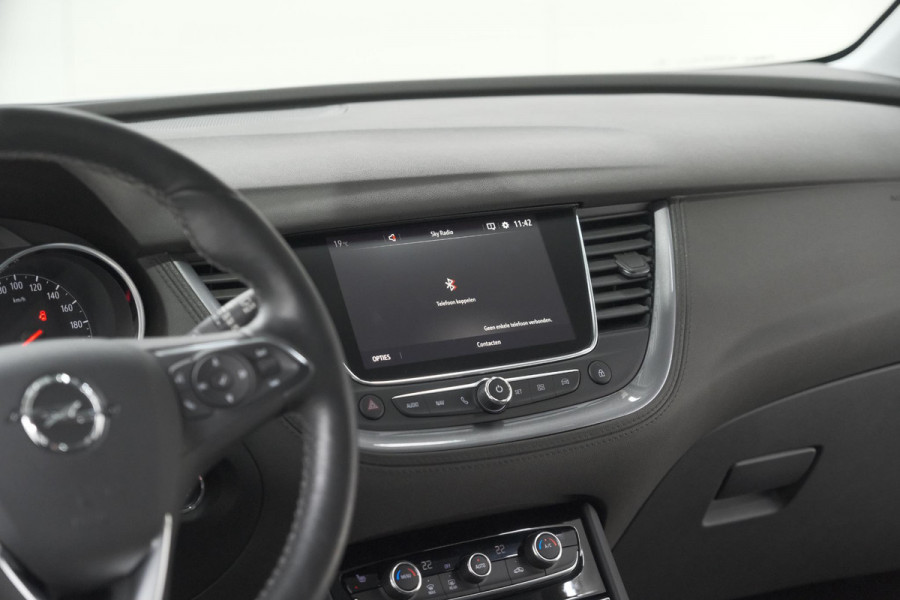 Opel Grandland X 130 Turbo AT8 Business Elegance | Trekhaak | Elektrische Kofferklep | Camera | Apple Carplay