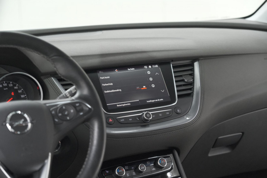 Opel Grandland X 130 Turbo AT8 Business Elegance | Trekhaak | Elektrische Kofferklep | Camera | Apple Carplay