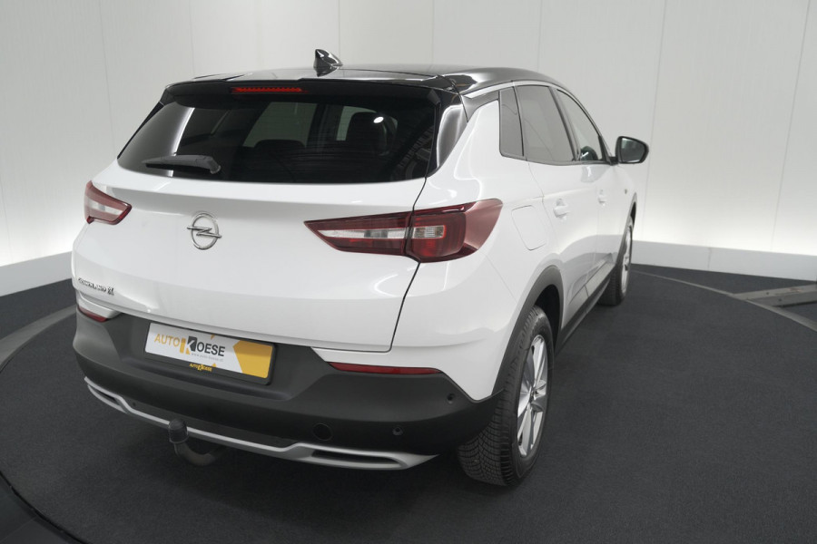 Opel Grandland X 130 Turbo AT8 Business Elegance | Trekhaak | Elektrische Kofferklep | Camera | Apple Carplay