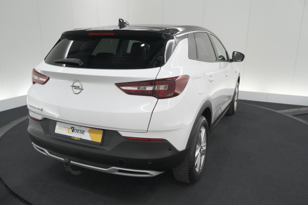 Opel Grandland X 130 Turbo AT8 Business Elegance | Trekhaak | Elektrische Kofferklep | Camera | Apple Carplay