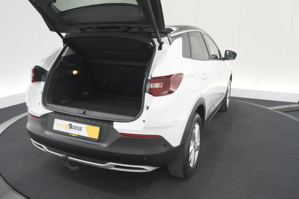 Opel Grandland X 130 Turbo AT8 Business Elegance | Trekhaak | Elektrische Kofferklep | Camera | Apple Carplay