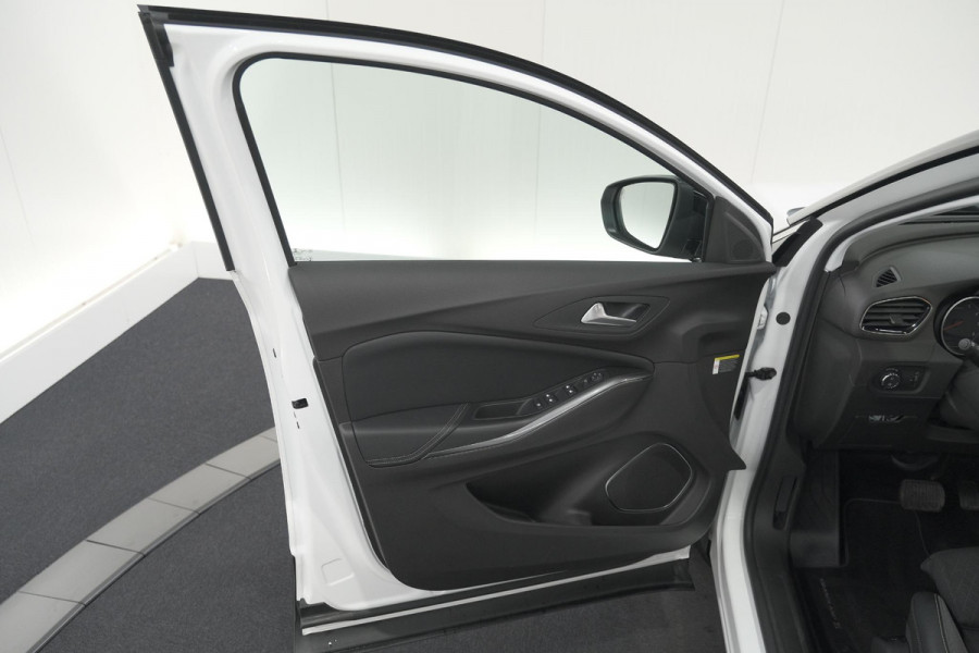 Opel Grandland X 130 Turbo AT8 Business Elegance | Trekhaak | Elektrische Kofferklep | Camera | Apple Carplay