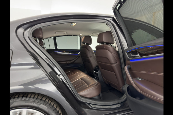 BMW 5 Serie 530e iPerformance eDrive Edition (Plug-In) (INCL-BTW) Aut. *LEATHER | FULL-LED | SOFTCLOSE | TOPVIEW | MEMORY-PACK | DIGI-COCKPIT | NAVI-FULLMAP | HEATED-COMFORTSEATS | HEAD-UP | PRIVACY-GLASS | ECC | PDC | 18''ALU*
