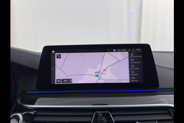 BMW 5 Serie 530e iPerformance eDrive Edition (Plug-In) (INCL-BTW) Aut. *LEATHER | FULL-LED | SOFTCLOSE | TOPVIEW | MEMORY-PACK | DIGI-COCKPIT | NAVI-FULLMAP | HEATED-COMFORTSEATS | HEAD-UP | PRIVACY-GLASS | ECC | PDC | 18''ALU*