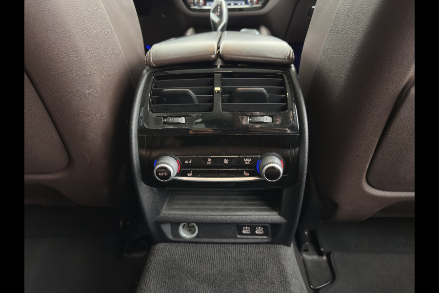 BMW 5 Serie 530e iPerformance eDrive Edition (Plug-In) (INCL-BTW) Aut. *LEATHER | FULL-LED | SOFTCLOSE | TOPVIEW | MEMORY-PACK | DIGI-COCKPIT | NAVI-FULLMAP | HEATED-COMFORTSEATS | HEAD-UP | PRIVACY-GLASS | ECC | PDC | 18''ALU*