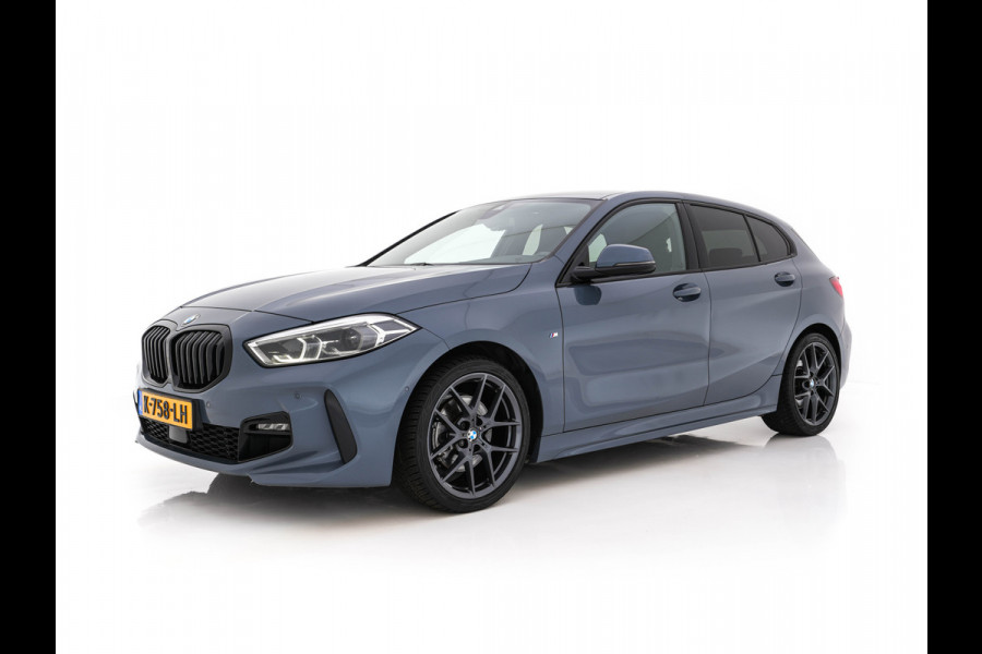 BMW 1-serie 118i M-Sportpack Executive Edition (INCL-BTW) *M-SPORT-CUPSEATS | FULL-LED | DIGI-COCKPIT | HIFI-SOUND | CAMERA | NAVI-FULLMAP | AMBIENTLIGHT | PRIVACY-GLASS | ECC | CARBON-INLAY | PDC | CRUISE | 18''ALU*