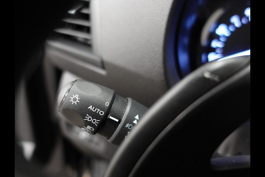 Opel Vivaro 2.0 145PK L2 Automaat Carplay Navigatie Trekhaak Cruise Control Airco