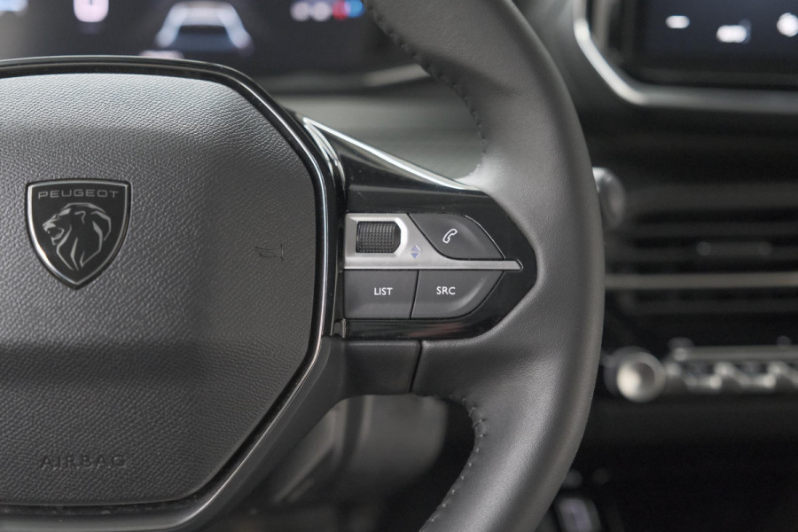 Peugeot 208 PureTech 100 Allure | Apple Carplay | Parkeersensoren | Climate Control