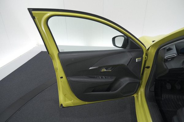 Peugeot 208 PureTech 100 Allure | Apple Carplay | Parkeersensoren | Climate Control