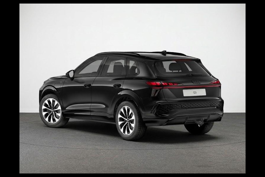 Audi Q3 S edition e-hybrid 272 pk | Techniekpakket plus | Panorama-glasdak | Optiekpakket zwart-glanzend | Trekhaak mech. zwenkbaar |