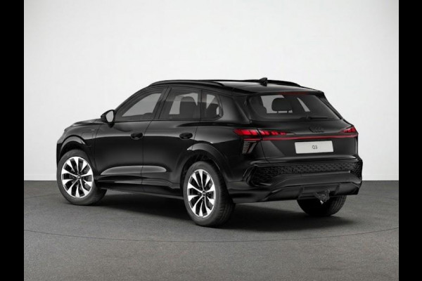Audi Q3 S edition e-hybrid 272 pk | Techniekpakket plus | Panorama-glasdak | Optiekpakket zwart-glanzend | Trekhaak mech. zwenkbaar |