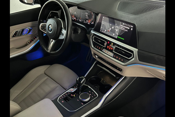 BMW 3 Serie Touring 330i xDrive M-SPORT ** LED, BEIGE LEDER, PANORAMA, NAVI+, ACC, 19-INCH LMV ** 1e EIG - slechts 55.887km. ** ** INFORMEER OOK NAAR ONZE AANTREKKELIJKE FINANCIAL-LEASE TARIEVEN **