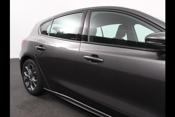 Ford Focus 1.0 Focus 125 PK HB ST-Line Automaat Navi Climate control cruise control Carplay LM velgen Parkeersensoren Led Matrix koplampen