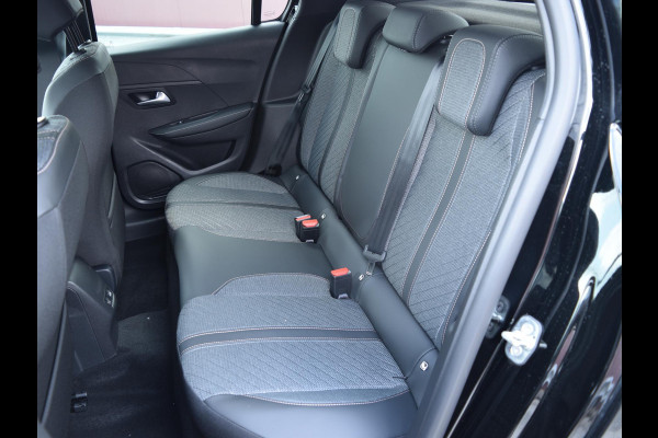 Peugeot e-208 EV Allure Avantage 51 kWh | Vision & Navigation Pack | Warmtepomp  | Parkeersensoren met camera | Climate control | Cruise control |