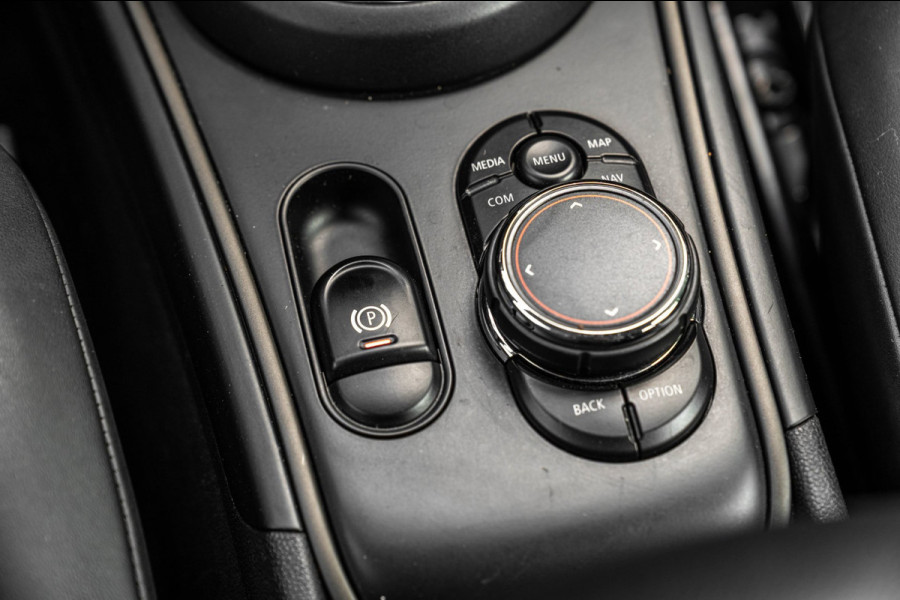 MINI Countryman Cooper SE Hybrid 4ALL 225 PK Harman Kardon Adaptive Cruise Camera LED PDC 19''