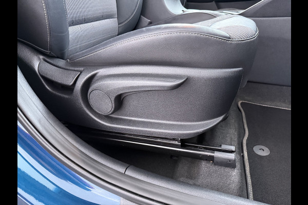 Kia Niro 1.6 GDi Hybrid Style Edition - Adaptief Cruise Control - Climate Control - Navigatie - Apple/Android Carplay - Virena Zekerheidspakket €895