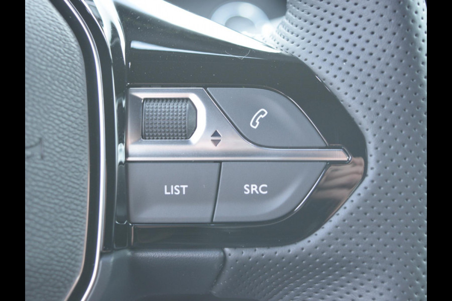 Peugeot e-2008 EV GT Avantage 54 kWh | Alcantara Executive Interior met stoelmassage | Warmtepomp | Vision, Navigation & Drive Assist plus Pack |