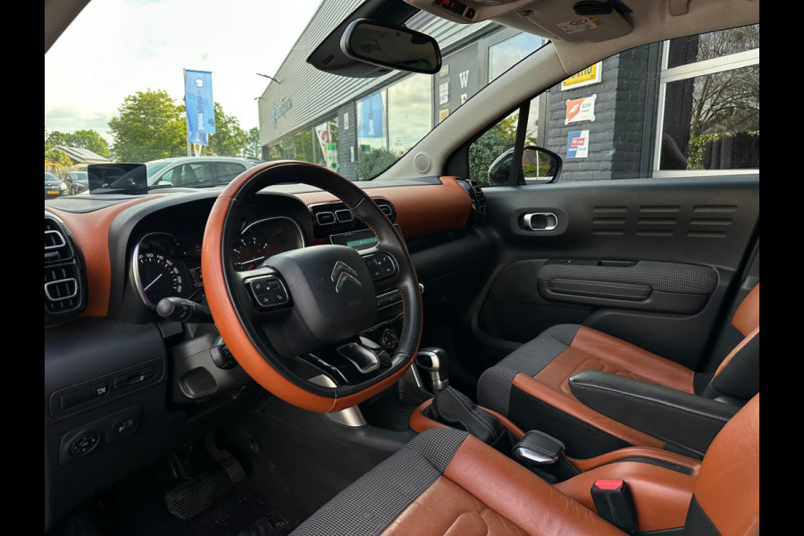 Citroën C3 Aircross 1.2 S&S Shine Automaat, Camera, CarPlay, Cruise, Trekhaak, Head-Up, PDC