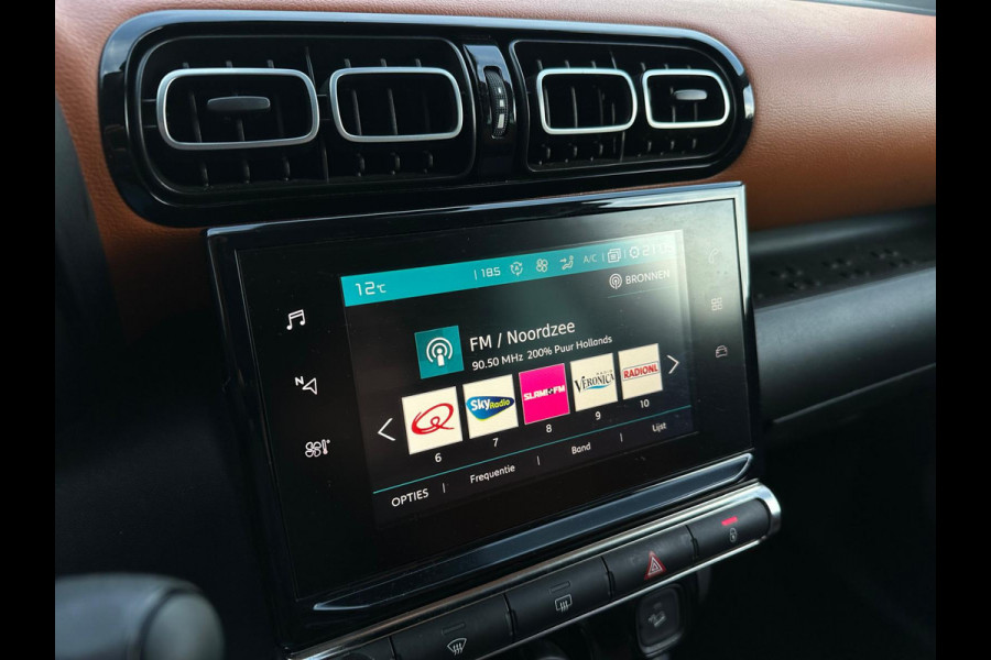 Citroën C3 Aircross 1.2 S&S Shine Automaat, Camera, CarPlay, Cruise, Trekhaak, Head-Up, PDC
