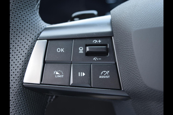 Opel Astra Electric 58 kWh Ultimate | Schuif / kanteldak | Alcantara bekleding | LED Intellilux verlichting | Parkeersensoren met camera |