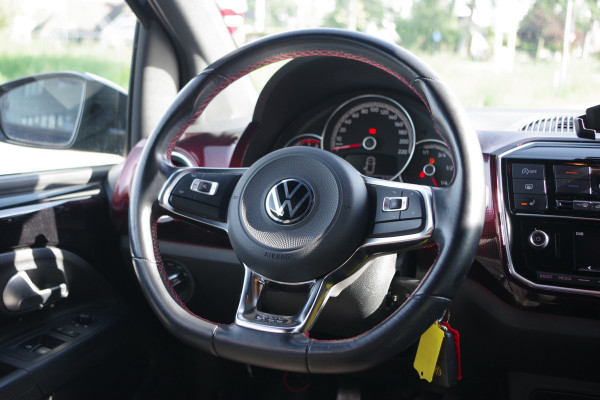 Volkswagen up! 1.0 TSI 116 PK GTI, Stoelverwarming, Camera, Cruise Control