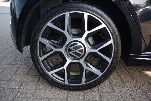 Volkswagen up! 1.0 TSI 116 PK GTI, Stoelverwarming, Camera, Cruise Control
