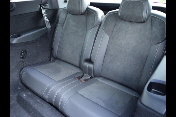 Peugeot 5008 1.6 Plug-in Hybrid 195 GT Exclusive